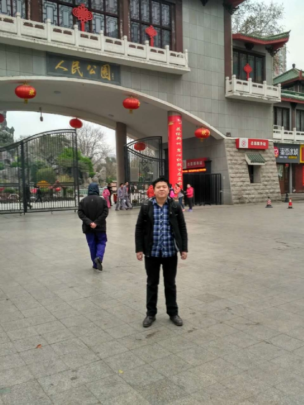 在奋斗的第一张照片--安阳残疾人相亲网